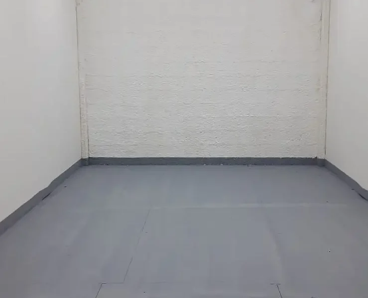 385 sqft CLEAN AND ACCESSIBLE WAREHOUSE WITH SIMPLE LAYOUT AND EASY STORAGE IN AL QUOZ 3