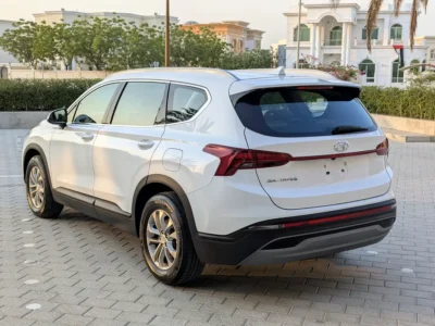 2023 Hyundai Santa Fe Comfort 4 Cylinders Petrol Engine White Grey SUV GCC Specs