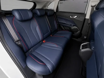 2025 WEY 03 Hi4 Long Range Edition 4 Cylinders Plug-in Hybrid Engine White Black SUV GCC Specs