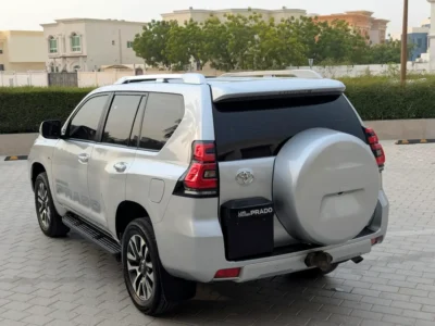 2022 Toyota Prado TXL Top Full Option 4.0 Litres V6 Petrol Engine Silver Beige SUV GCC Specs