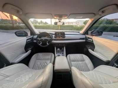 2024 Mitsubishi Outlander Premium 4 Cylinders Petrol Engine Blue Beige SUV GCC Specs