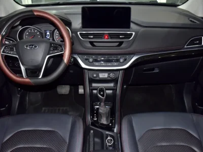 2025 JAC S3 Luxury 4 Cylinders Petrol Engine Silver Black Crossover GCC Specs Automatic