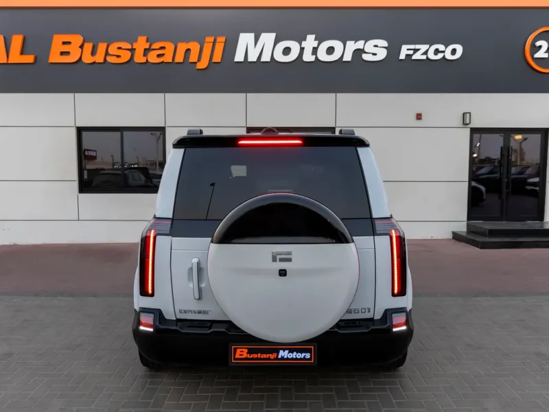 2026 Rox 01 VIP Edition 4 Cylinders Plug-in Hybrid Engine White Orange SUV Chinese Specs