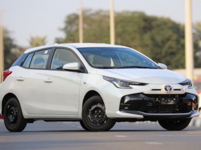 2026 TOYOTA YARIS 1.3 Litres 4-Cylinder DOHC Petrol Engine White Beige Sedan GCC Specs