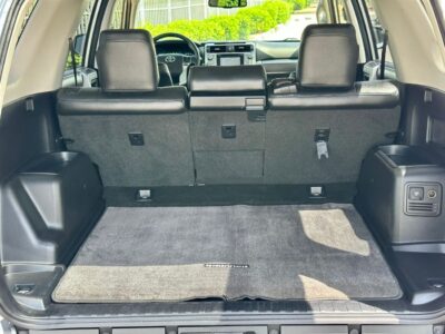 2016 Toyota 4Runner LIMITED 4.0 Litres V6 Petrol Engine Silver Black SUV American Specs
