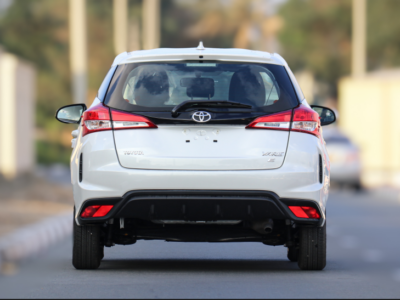 2026 TOYOTA YARIS 1.3 Litres 4-Cylinder DOHC Petrol Engine White Beige Sedan GCC Specs