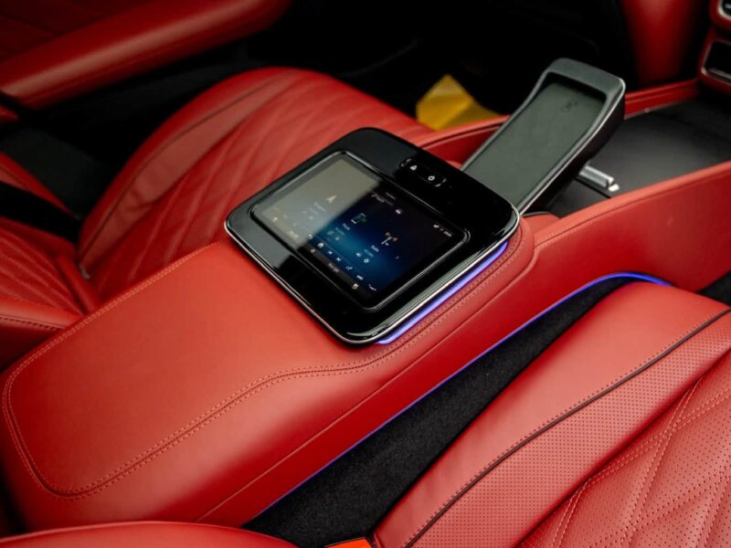2026 Mercedes-Maybach GLS 600 4MATIC 4.0L Twin-Turbocharged V8 EQ Boost Gold Red SUV