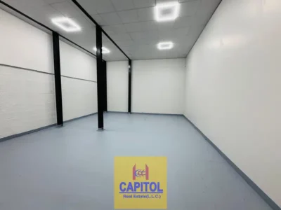 900 sqft EXPANSIVE AND FULLY MAINTAINED STORAGE WAREHOUSE FOR RENT AVAILABLE IN AL QUOZ 1
