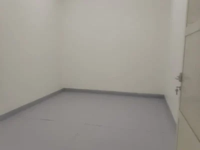 250 sqft PRIME LOCATION AND WELL MAINTAINED STORAGE WAREHOUSE UNIT FOR RENT IN AL QUOZ 4
