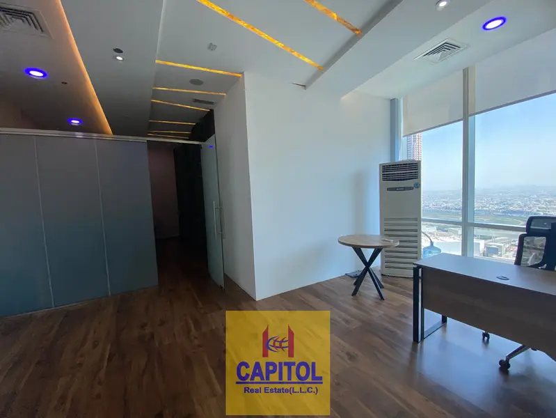 975 sqft WOW CHEAPEST OFFICE 975 SQFT Fully Fitted and furnished WITH 3 PARTITION AVAILABLE