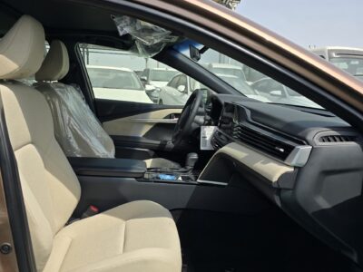 2026 Toyota Camry 2.5L Dynamic Force 4 Cylinders Petrol Engine Gold Beige Sedan GCC Specs