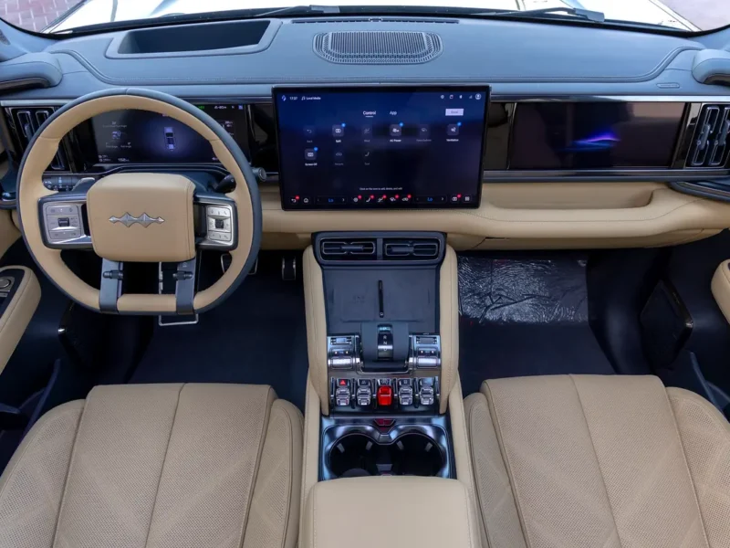 2026 BYD Leopard 5 Ultra 4 Cylinders Plug-in Hybrid Engine Grey Beige SUV Chinese Specs Automatic