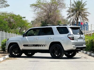 2016 Toyota 4Runner LIMITED 4.0 Litres V6 Petrol Engine Silver Black SUV American Specs