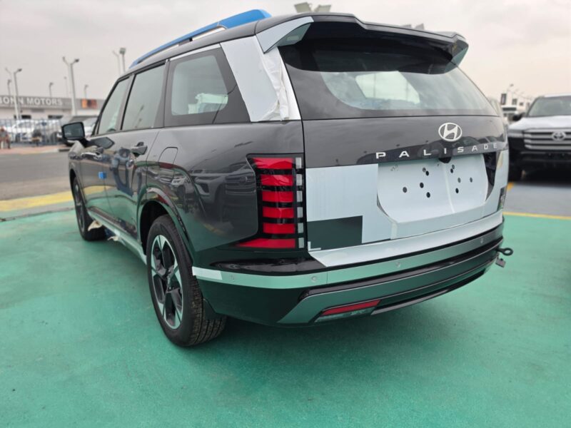 2026 Hyundai Palisade 2.5 Litres Turbo 4 Cylinders Hybrid Engine Grey Beige SUV GCC Specs