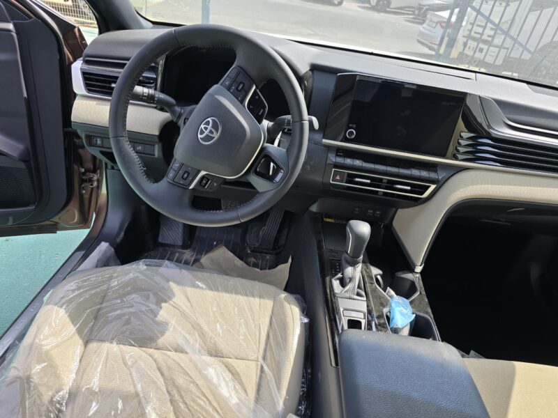 2026 Toyota Camry 2.5L Dynamic Force 4 Cylinders Petrol Engine Gold Beige Sedan GCC Specs