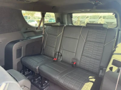 2025 Cadillac Escalade SPORT PLATINUM ESV 6.2L V8 Petrol Engine Black SUV Canadian Specs