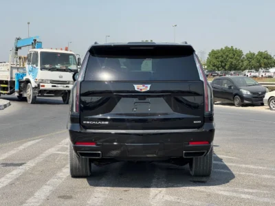 2025 Cadillac Escalade SPORT PLATINUM ESV 6.2L V8 Petrol Engine Black SUV Canadian Specs