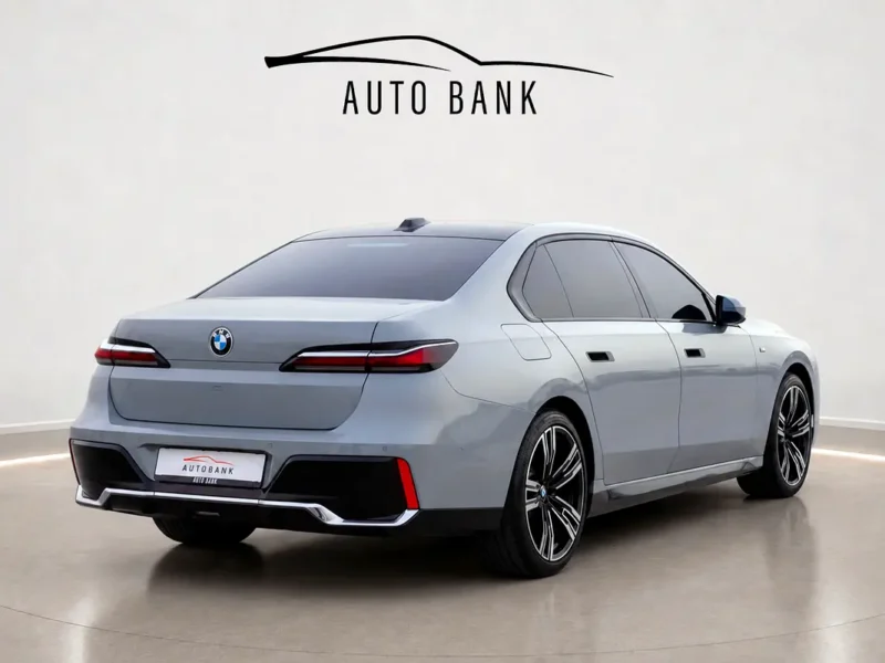 2023 BMW 7-Series 735i 6 Cylinders Petrol Engine Grey Brown Sedan GCC Specs Pristine Condition