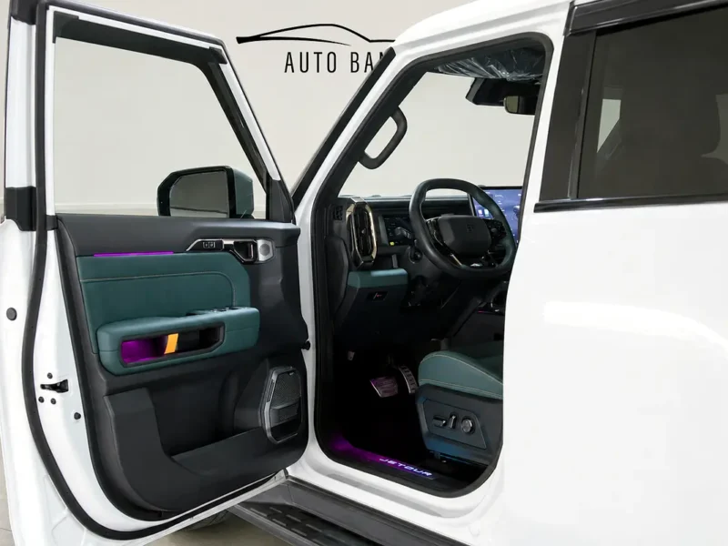 2026 Jetour T2 Traveler Plus 2.0L Turbocharged 4 Cylinders Petrol Engine White Green SUV GCC