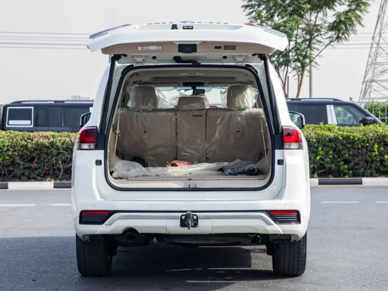 2023 Toyota Land Cruiser GXR 3.5L Twin‑Turbo V6 Petrol Engine White Beige SUV GCC Specs