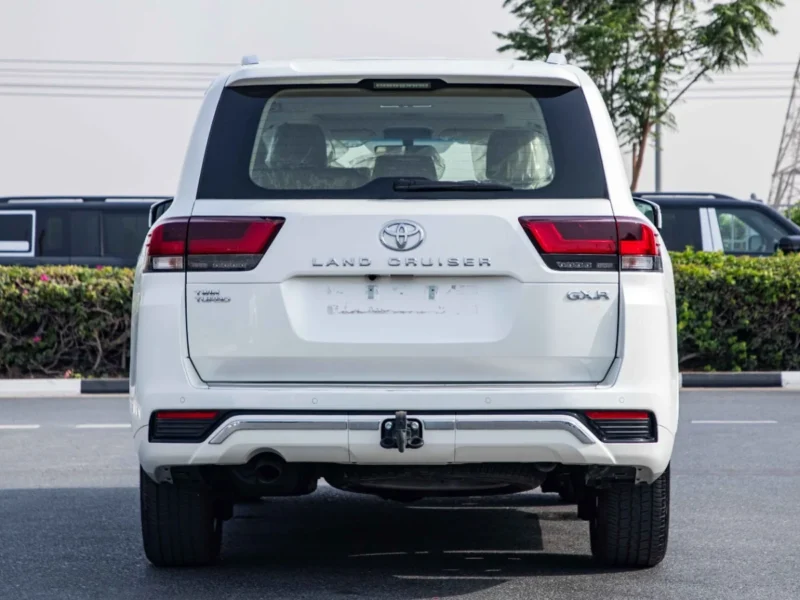 2023 Toyota Land Cruiser GXR 3.5L Twin‑Turbo V6 Petrol Engine White Beige SUV GCC Specs
