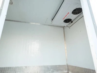 2022 Mitsubishi Canter Chiller Box 4.2L 4 Cylinders Diesel Engine White Black Truck GCC