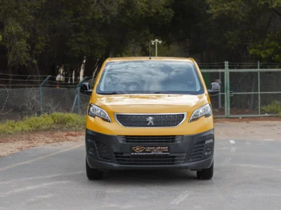 2021 Peugeot Expert L3 2.0L 4 Cylinders Diesel Engine Yellow Black Panel Van GCC Specs