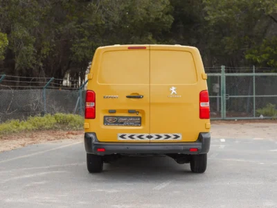 2021 Peugeot Expert L3 2.0L 4 Cylinders Diesel Engine Yellow Black Panel Van GCC Specs
