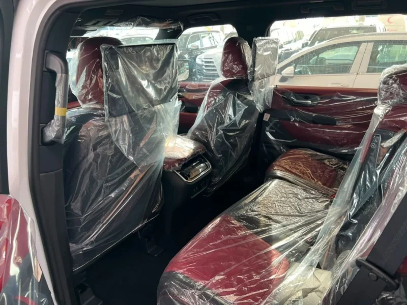 2026 Nissan Patrol PLATINUM 3.5 Litres V6 Petrol Engine White Red SUV GCC Specifications