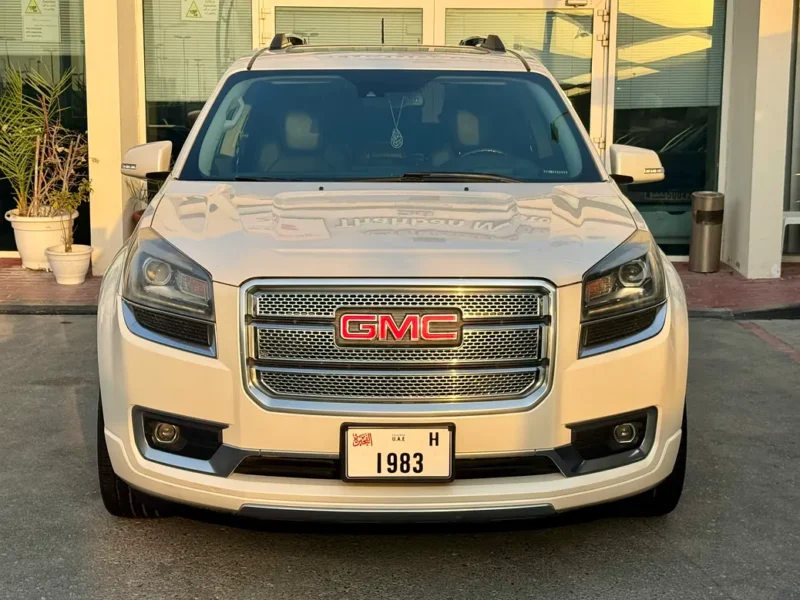 2014 GMC Acadia Denali 3.6 Litres V6 Petrol Engine White Black SUV GCC Specs Fully Loaded