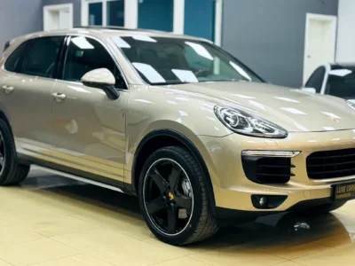 2015 Porsche Cayenne S V6 Twin-Turbo Petrol Engine Gold Black SUV GCC Specs Automatic