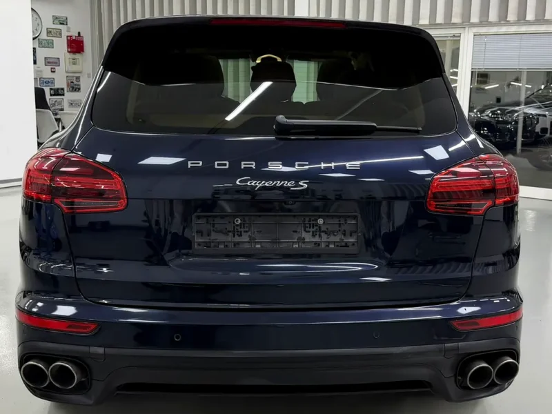 2015 Porsche Cayenne S 3.6 Litres V6 Twin-Turbo Petrol Engine Blue Beige SUV GCC Specs