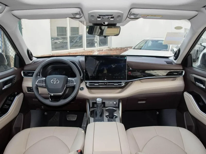 2026 Toyota Highlander VXR 2.5 Litres 4 Cylinders Hybrid Engine White Brown SUV Chinese Specs