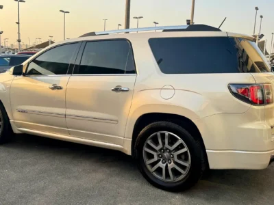 2014 GMC Acadia Denali 3.6 Litres V6 Petrol Engine White Black SUV GCC Specs Fully Loaded