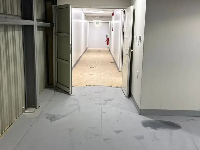 540 sqft Al Quoz Industrial Area 2 SPACIOUS MEZZANINE FLOOR UNIT WITH WINDOWS AND A WIDE ENTRY ACCESS