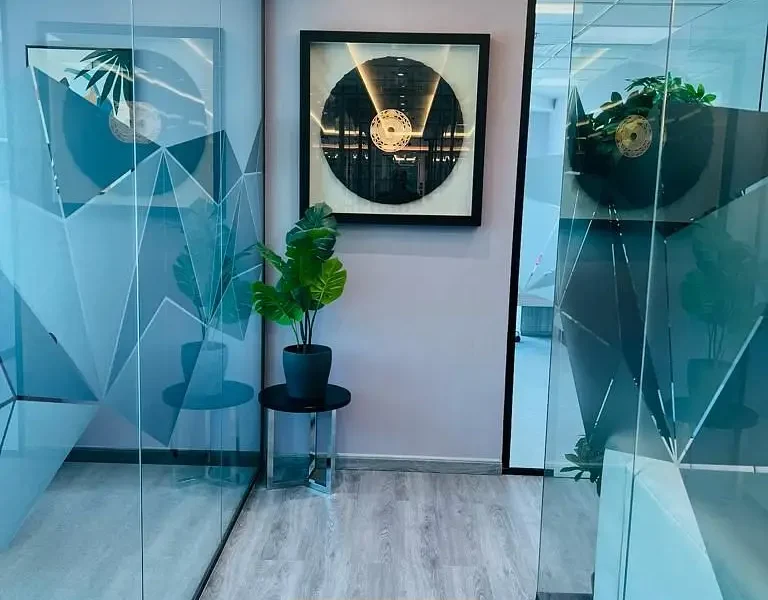 125 sqft Cozy Open Office Space For Full Year, Labour Inspections ,Chiller Free With Ejari (BK)