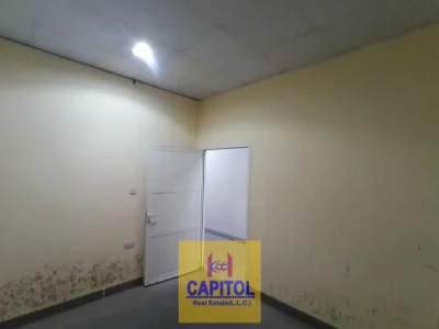 Al Quoz Industrial Area 4 225 SQFT Warehouse with Separate Door - Best for Storage on Ground Floor (BK)