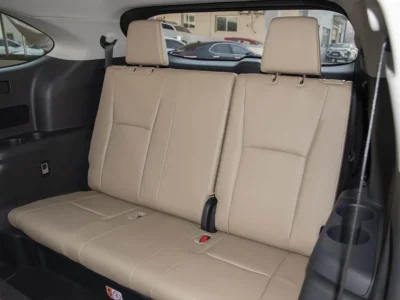 2026 Toyota Highlander VXR 2.5 Litres 4 Cylinders Hybrid Engine White Brown SUV Chinese Specs