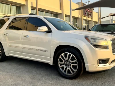 2014 GMC Acadia Denali 3.6 Litres V6 Petrol Engine White Black SUV GCC Specs Fully Loaded