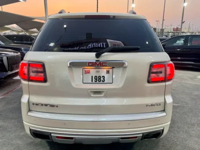 2014 GMC Acadia Denali 3.6 Litres V6 Petrol Engine White Black SUV GCC Specs Fully Loaded