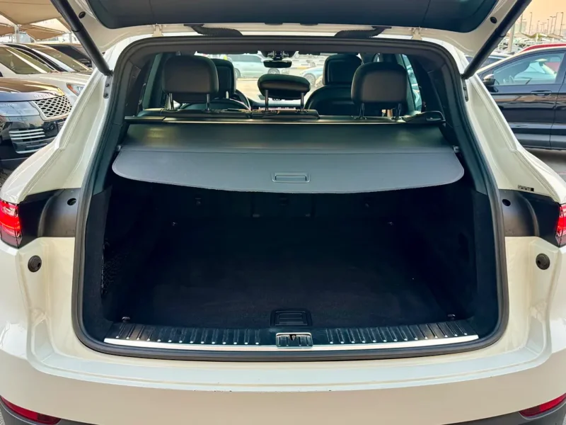 2014 GMC Acadia Denali 3.6 Litres V6 Petrol Engine White Black SUV GCC Specs Fully Loaded