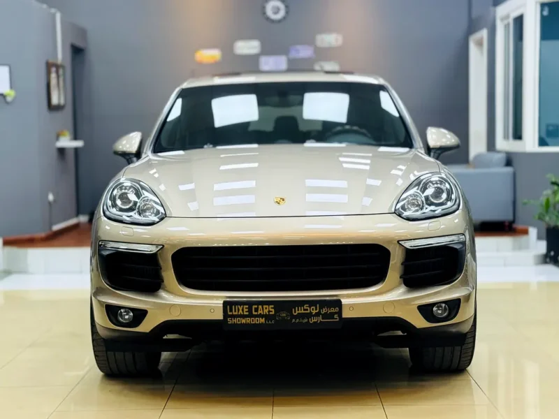 2015 Porsche Cayenne S V6 Twin-Turbo Petrol Engine Gold Black SUV GCC Specs Automatic