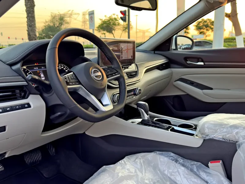 2025 Nissan Altima SV 4 Cylinders Petrol Engine White Beige Sedan GCC Specs Automatic
