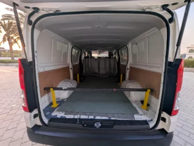 2021 Toyota Hiace Panel Van 2.7L 4-cylinder Petrol Engine White Grey Van Manual GCC Specs