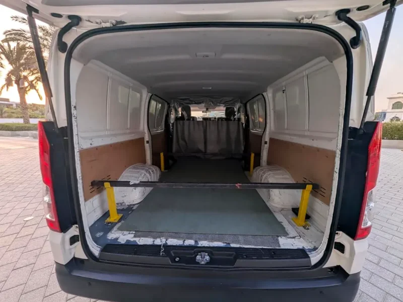 2021 Toyota Hiace Panel Van 2.7L 4-cylinder Petrol Engine White Grey Van Manual GCC Specs