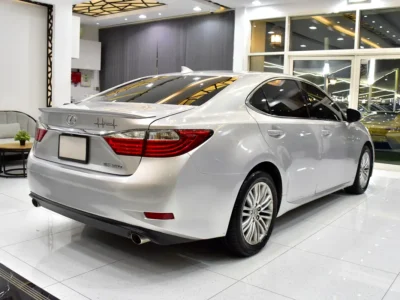 2015 Lexus ES-Series ES 350 6 Cylinders Petrol Engine Silver Tan Sedan American Specs