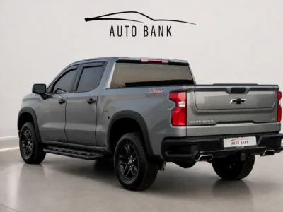 2021 Chevrolet Silverado 2500 HD 8 Cylinders petrol Engine Grey White Pickup Truck GCC Specs
