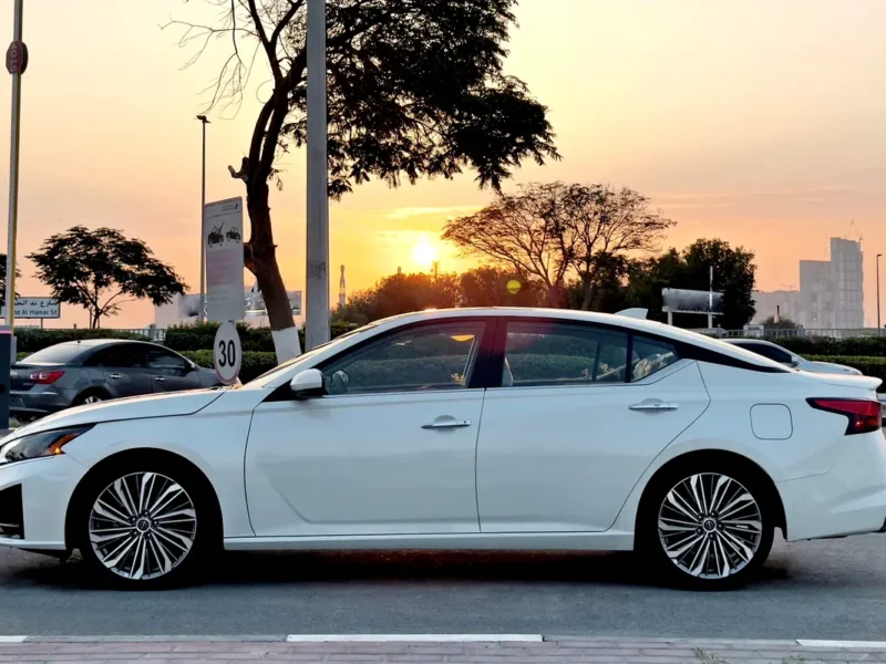 2025 Nissan Altima SV 4 Cylinders Petrol Engine White Beige Sedan GCC Specs Automatic