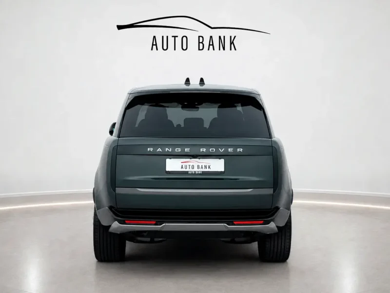 2026 Land Rover Range Rover P400 SE 3.0L Inline-6 turbocharged Engine Green Beige SUV GCC Specs