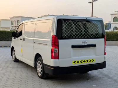 2021 Toyota Hiace Panel Van 2.7L 4-cylinder Petrol Engine White Grey Van Manual GCC Specs